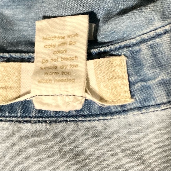 JAPNA Light Blue Soft Chambray Sleeveless Shirt Blouse Womens Large - Picture 12 of 14